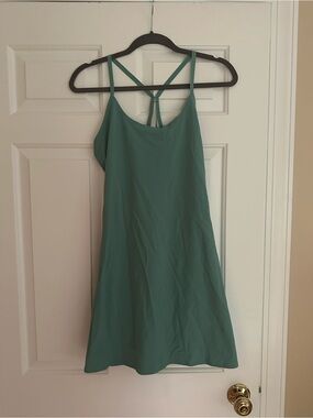 Outdoor Voices Exercise Dress in Green Size M